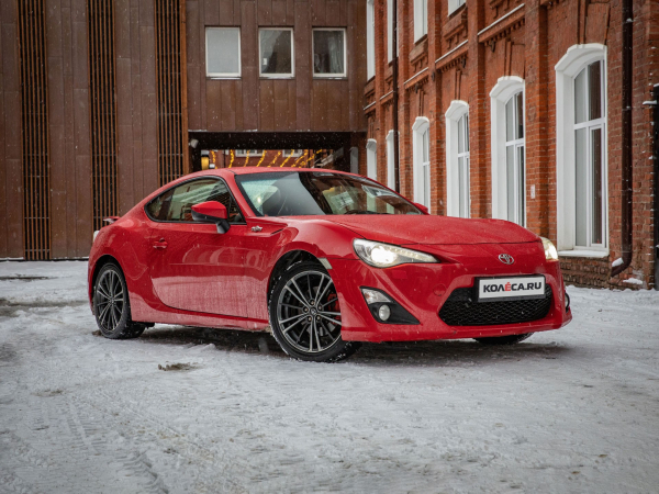 Между быть и казаться: опыт владения Toyota GT86