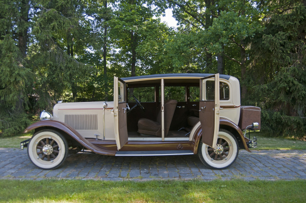 Вместо трёх Фордов: тест-драйв Studebaker Commander 1929