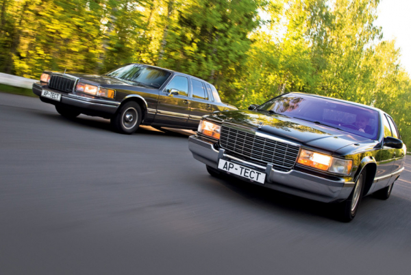 Городские Титаники: ретротест рамных седанов Cadillac Fleetwood Brougham и Lincoln Town Car