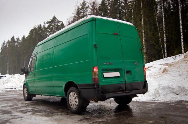 Вера, надежда и сварочный аппарат: опыт владения Ford Transit VI