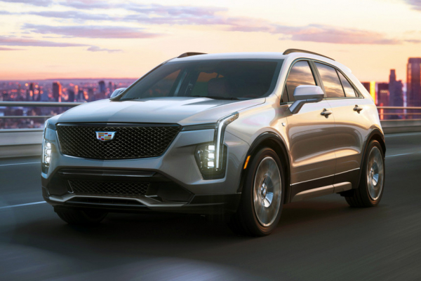 Кроссовер Cadillac XT4 обновлен снаружи и внутри