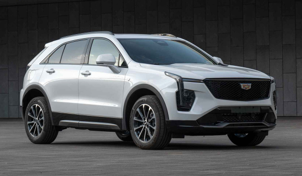 Кроссовер Cadillac XT4 обновлен снаружи и внутри