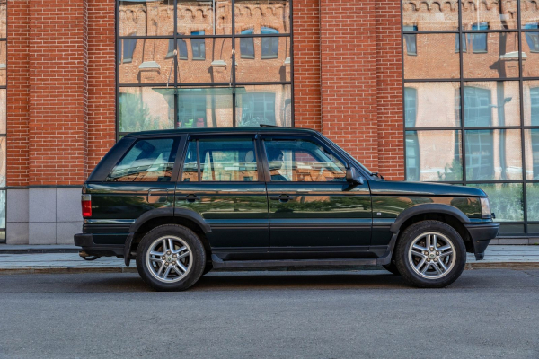 Любовь через боль: опыт владения Range Rover II 1999 года