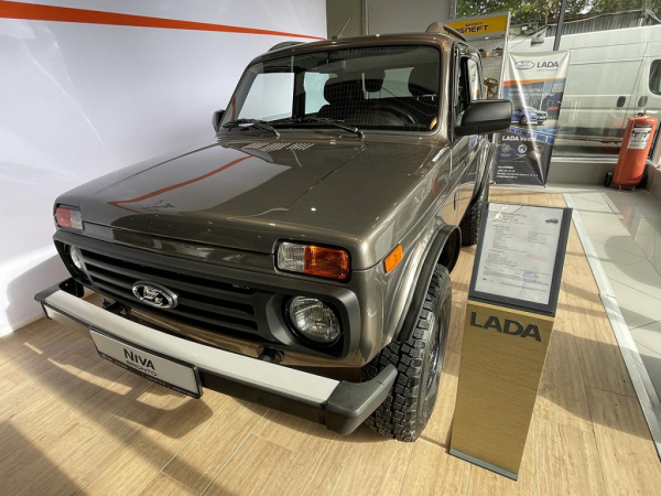 
            От Lada Granta до Omoda. Названы самые популярные автомобили в России
        