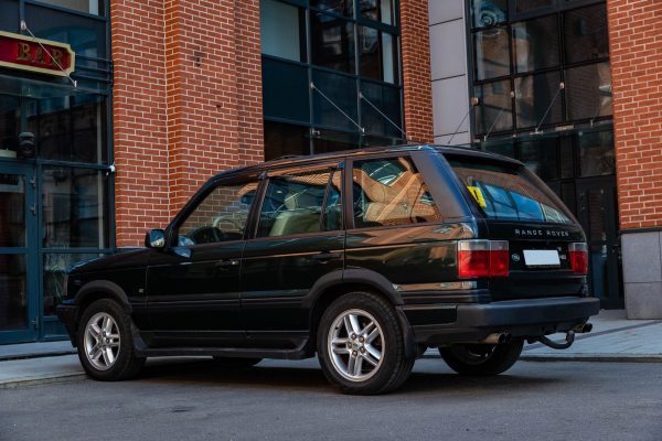 Любовь через боль: опыт владения Range Rover II 1999 года