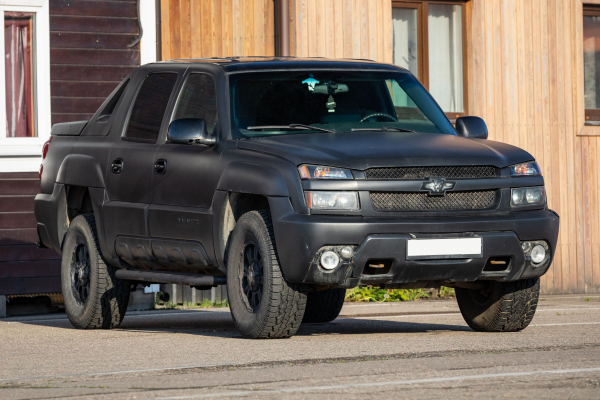 Трансформер-мутант: опыт владения Chevrolet Avalanche 2001 года