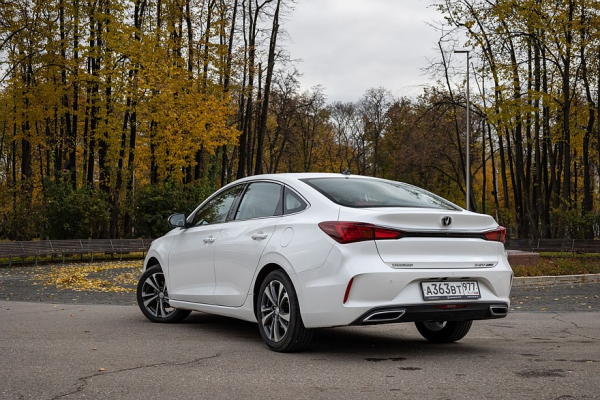 Тест-драйв Changan Eado plus: Elantra и Corolla отдыхают?