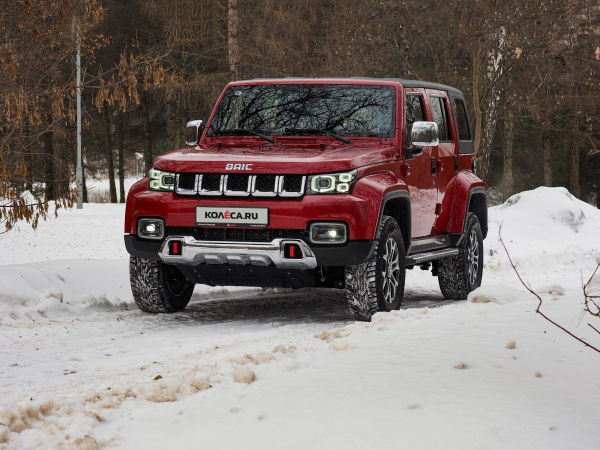 Для тех, кто выбирает стиль: тест BAIC BJ40