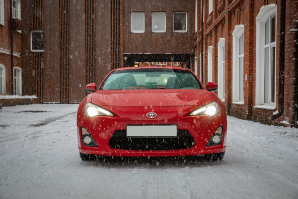 Между быть и казаться: опыт владения Toyota GT86