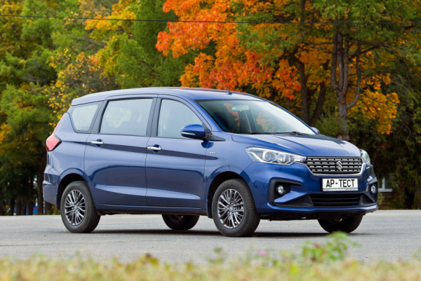 Семиместный компактвэн Suzuki Ertiga как альтернатива Ларгусу: наш тест