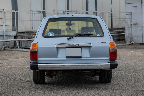 Рожденный ползать, но устремленный в небо: опыт владения Toyota Mark II (X60) 1983 года