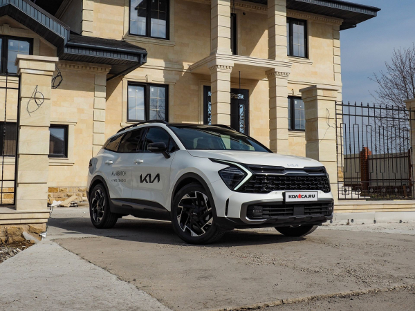 Напускная злобность, внутреннее дружелюбие: тест-драйв нового Kia Sportage