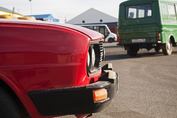 А мне летать охота: тест-драйв Skoda 120 1983 года