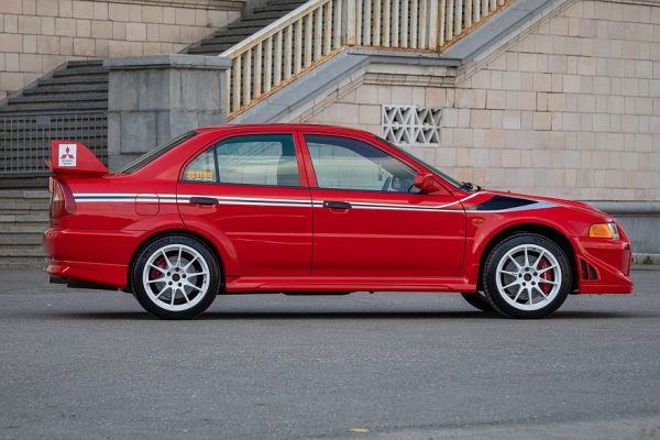 Живой кубок для Мякинена: опыт владения Mitsubishi Lancer Evolution VI Tommi Mäkinen Edition