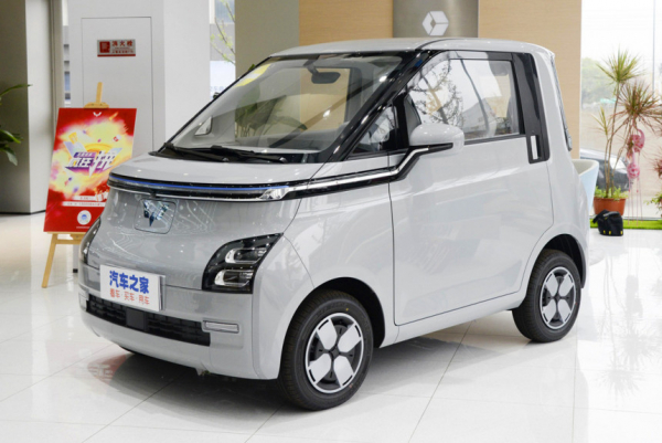 Новый микрокар Wuling Air ev: для двоих или четверых